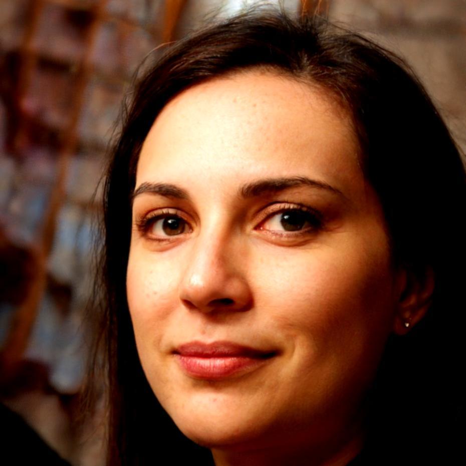 Dr. Sarah Müller